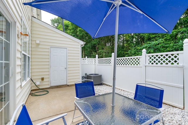 916 Coffee Tree Ln, Rock Hill, SC 29732 - view of patio / terrace with outdoor dining space and central AC
