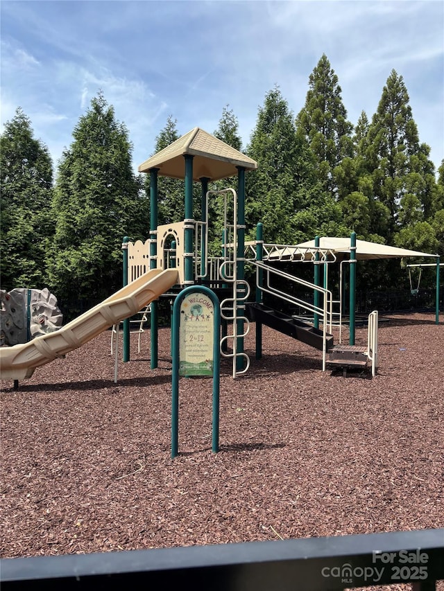 10826 Claude Freeman Dr, Charlotte, NC 28262 - view of community play area