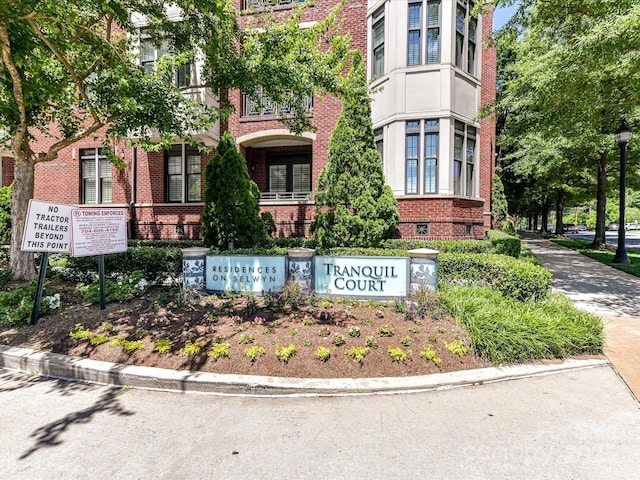 2810 Selwyn Ave Unit 104, Charlotte, NC 28209 - view of property