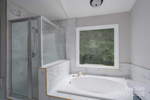 1013 Doby Springs Dr, Charlotte, NC 28262 - full bathroom featuring a shower stall and a garden tub