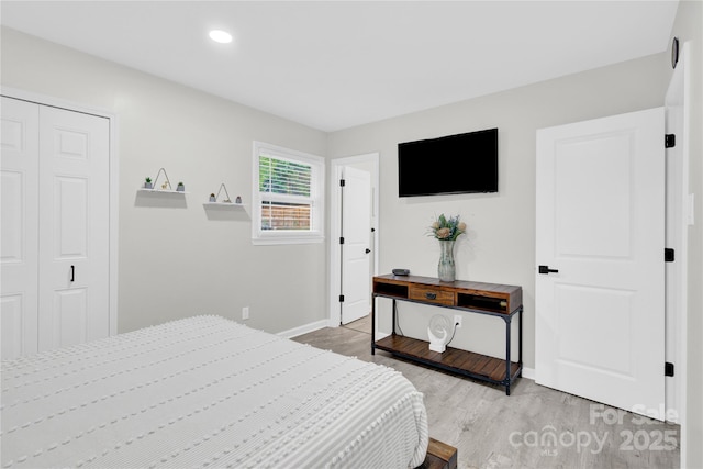 4108 Mellon Rd, Matthews, NC 28104 - bedroom featuring light wood-type flooring, baseboards, and recessed lighting