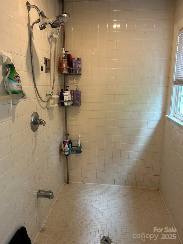 259 Oakland Heights Rd, Forest City, NC 28043 - bathroom with tiled shower