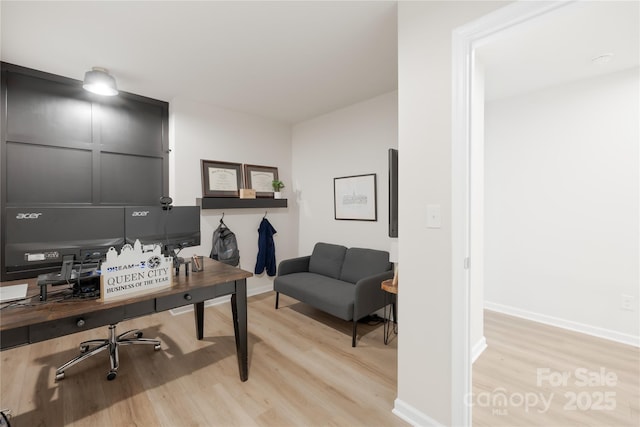 3110 Streamside Dr, Davidson, NC 28036 - office with light wood-type flooring and baseboards