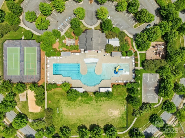 3110 Streamside Dr, Davidson, NC 28036 - aerial view of a pool