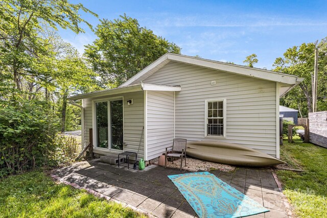 725 1st Ave W, Hendersonville, NC 28739 - photo 26