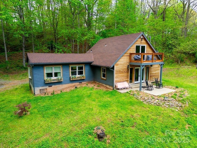 406 Poker Branch Rd, Sylva, NC 28779 - view of front facade with a patio area, a front yard, a shingled roof, and a wooden deck
