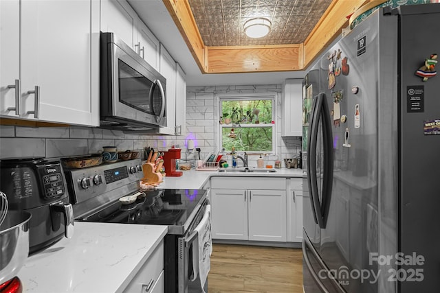 659 Salisbury Rd, Hendersonville, NC 28792 - photo 7