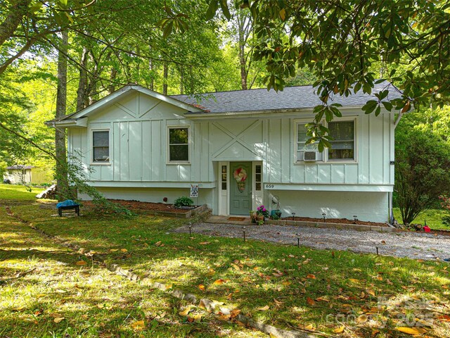 659 Salisbury Rd, Hendersonville, NC 28792 - photo 27