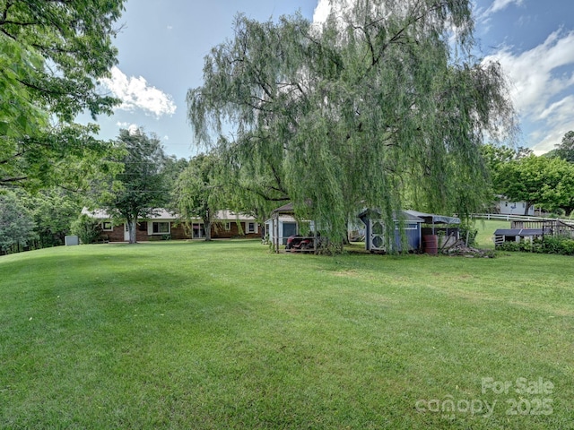 522 Bailey Mountain Rd, Mars Hill, NC 28754 - view of green lawn