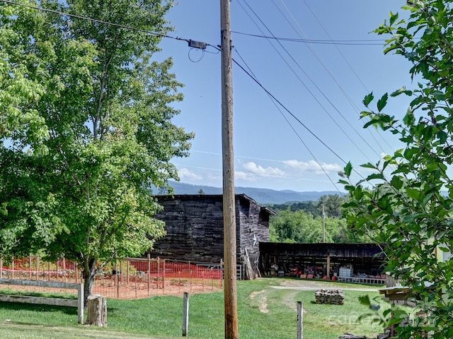 522 Bailey Mountain Rd, Mars Hill, NC 28754 - view of yard with an outdoor structure and a pole building