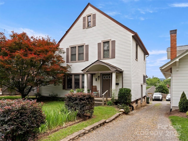 6 Woodley Ave, Asheville, NC 28804 - view of front of property featuring driveway