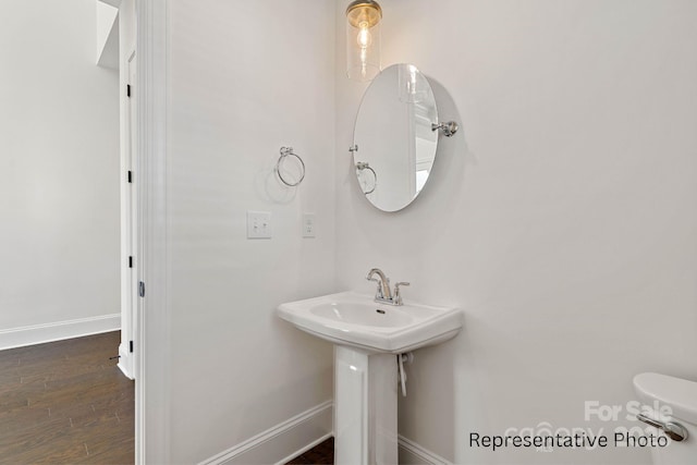20392 Queens St, Cornelius, NC 28031 - bathroom featuring wood finished floors and baseboards