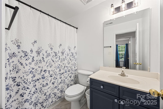 220 Glenville Dr, Fort Mill, SC 29715 - bathroom with vanity and curtained shower