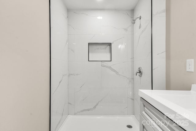 316 Fulton St, Kings Mountain, NC 28086 - full bath featuring a stall shower and vanity