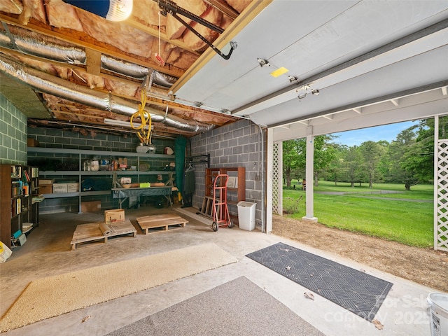301 Fairway Ln, Spruce Pine, NC 28777 - garage with concrete block wall