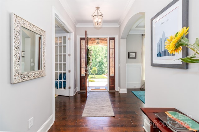 324 Squash Harvest Ct, Matthews, NC 28104 - foyer featuring arched walkways, ornamental molding, wood finished floors, and baseboards
