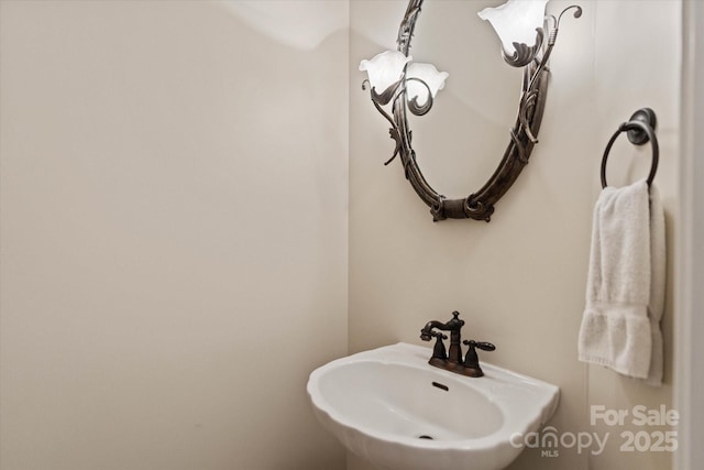 3124 17th Street Ln NE, Hickory, NC 28601 - bathroom featuring a sink