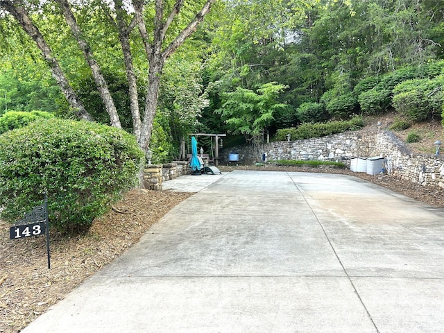 143 Cornell Cir, Lake Lure, NC 28746
