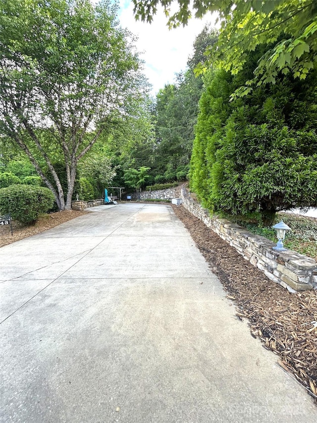 143 Cornell Cir, Lake Lure, NC 28746