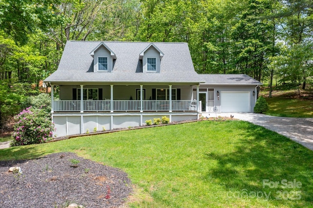 view of front facade featuring covered porch, an attached garage, driveway, a front lawn, and a shingled roof