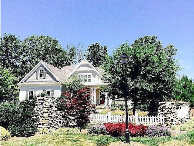 view of front of house