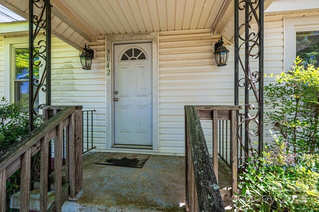3042 N Oxford St, Claremont, NC 28610 - property entrance with a porch
