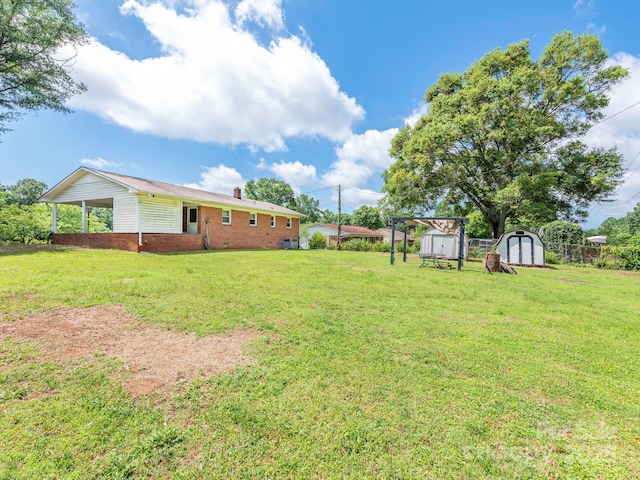 876 Stowe Ln, Gastonia, NC 28056 - view of yard