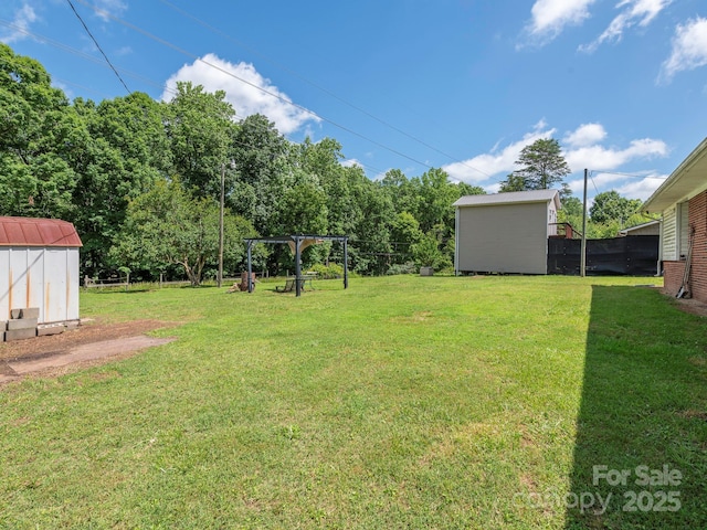 876 Stowe Ln, Gastonia, NC 28056 - view of green lawn