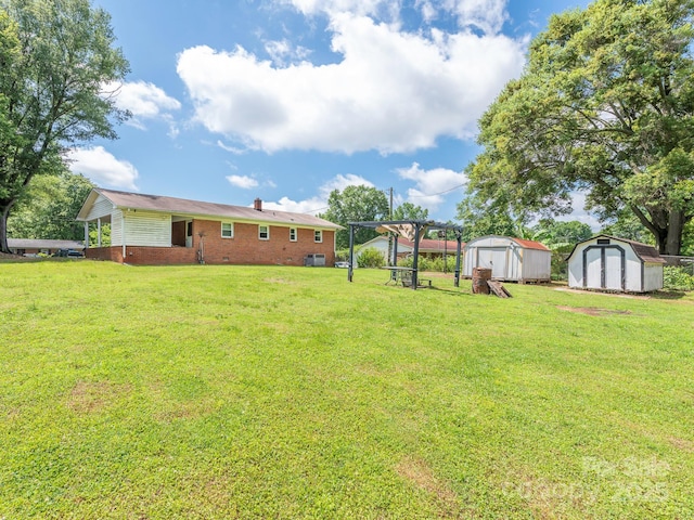 876 Stowe Ln, Gastonia, NC 28056 - view of grassy yard