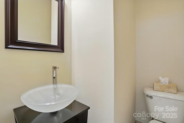 1705 Townsend Ln, Rock Hill, SC 29730 - bathroom featuring toilet and vanity