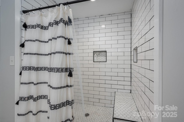 1138 Zeb Haynes Rd, Maiden, NC 28650 - bathroom featuring tiled shower