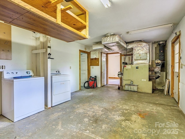 287 Sara Ridge Rd, Waynesville, NC 28786 - garage with washer and clothes dryer