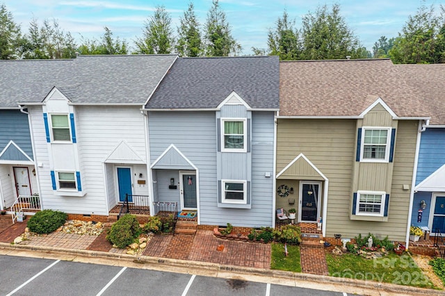 617 College Ave SW, Lenoir, NC 28645 - multi unit property with uncovered parking and a shingled roof