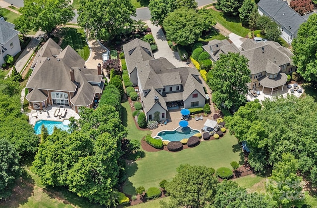18718 Peninsula Cove Ln, Cornelius, NC 28031 - aerial overview of property's location with a pool area and nearby suburban area