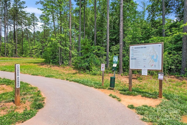 3078 Mountain Creek Dr, Sherrills Ford, NC 28673 - view of property's community with driveway