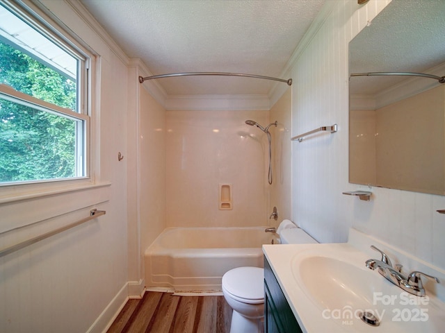 318 Chestnut Ave, Kannapolis, NC 28081 - full bathroom featuring a textured ceiling, crown molding, wood finished floors, toilet, and vanity