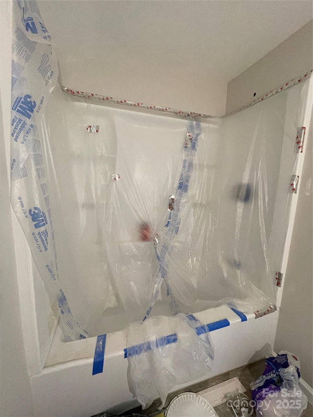 836 Mccreary St, Winston Salem, NC 27105 - full bath with shower / tub combo