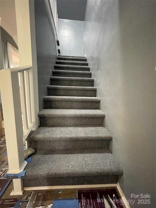 836 Mccreary St, Winston Salem, NC 27105 - view of stairway