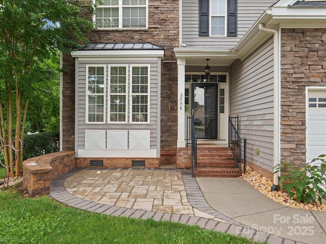 3038 Sterling Ct, Fort Mill, SC 29707 - property entrance featuring crawl space