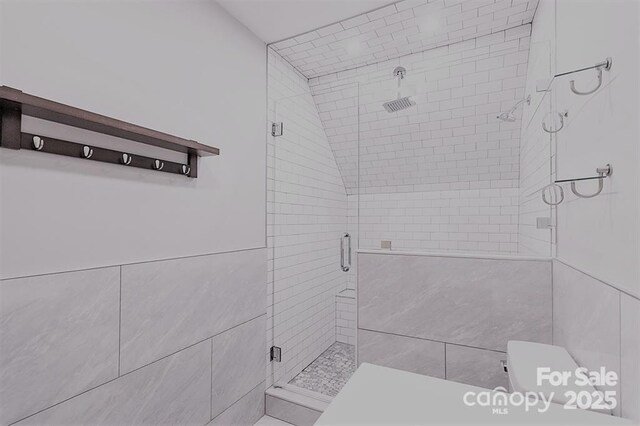 3921 Bon Rea Dr, Charlotte, NC 28226 - full bath featuring a stall shower and toilet