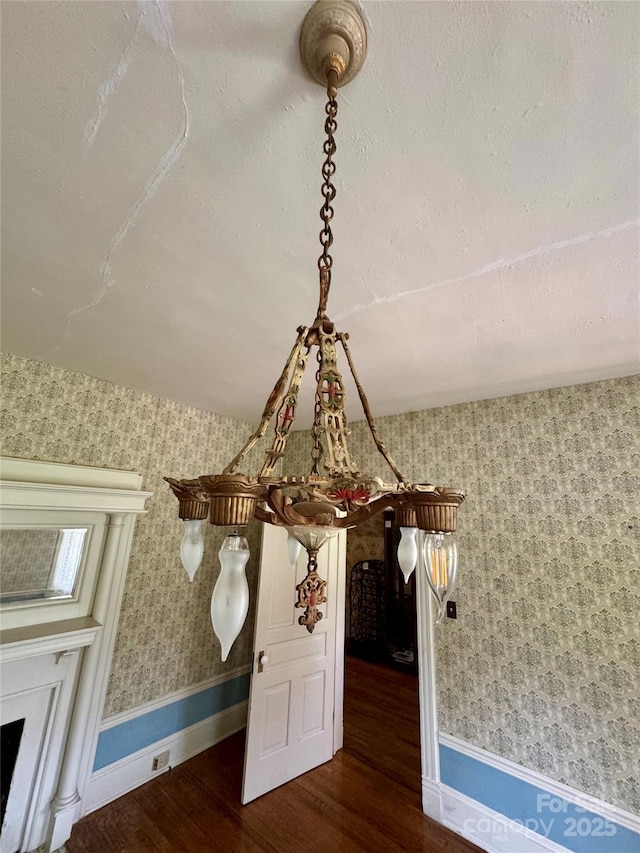 4689 Lakeview Acres Rd, Valdese, NC 28690 - detailed view of wood finished floors and wallpapered walls
