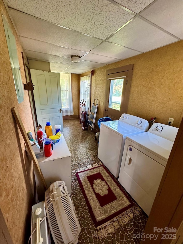 4689 Lakeview Acres Rd, Valdese, NC 28690 - laundry area with washing machine and dryer and a textured wall
