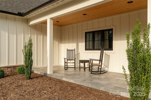 467 Dale Rd, Spruce Pine, NC 28777 - view of covered porch