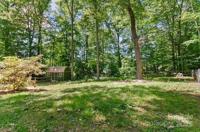 399 Stepping Stone Ln, Waynesville, NC 28786 - view of yard with a storage shed