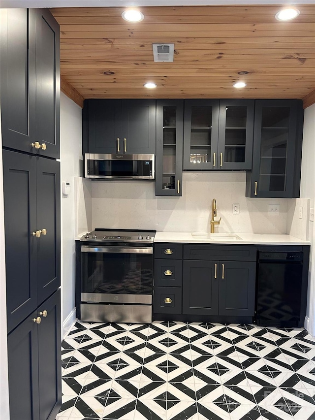 1109 Edwards St, Rock Hill, SC 29732 - kitchen featuring wood ceiling, stainless steel appliances, a sink, light countertops, and recessed lighting