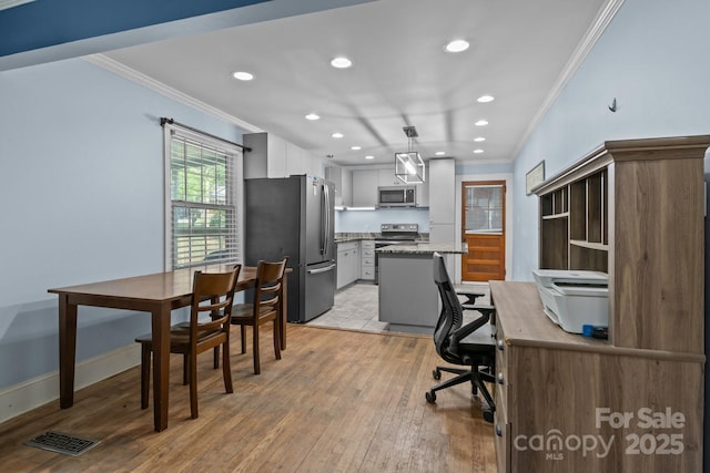 800 Woodlawn St, Belmont, NC 28012 - office featuring ornamental molding, light wood-type flooring, and recessed lighting