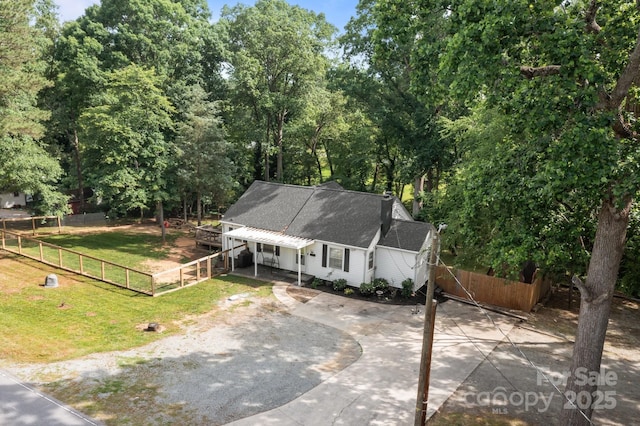 800 Woodlawn St, Belmont, NC 28012 - aerial view of property and surrounding area with a tree filled landscape