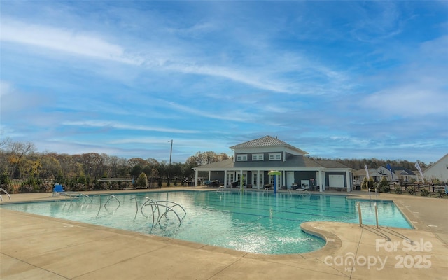 9505 Cotswood Pl, Gastonia, NC 28056 - community pool with a patio