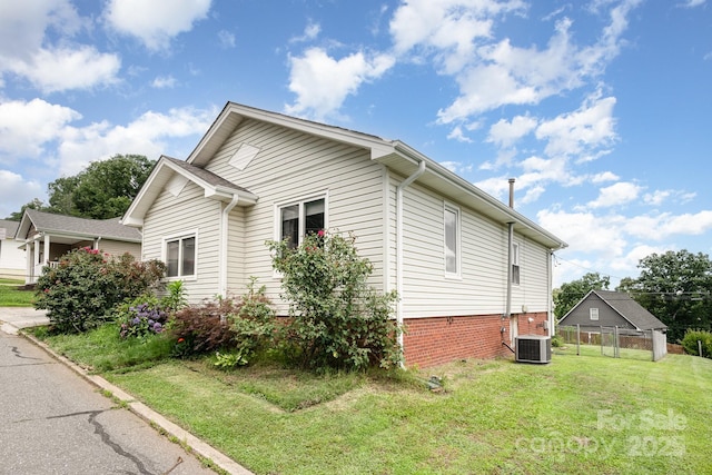 380 Woodlawn Ave, Cramerton, NC 28032 - view of side of property featuring a central AC unit