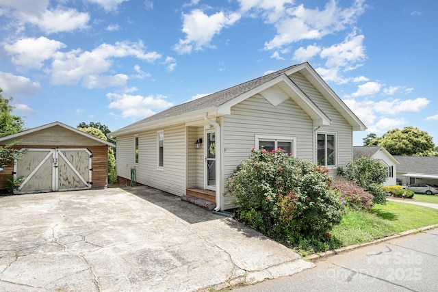 380 Woodlawn Ave, Cramerton, NC 28032 - view of front of home featuring a storage unit